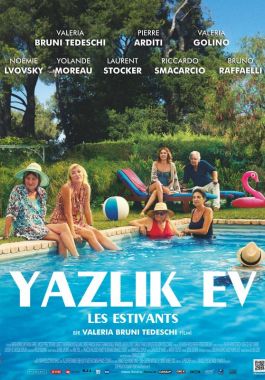 Yazlık Ev poster