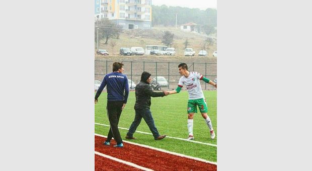 Ezinespor-Yeşil Bayramiç Spor