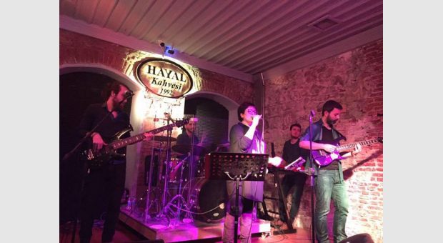 Pozitif Ayrim 22.01.2017 Hayal Kahvesi Çanakkale