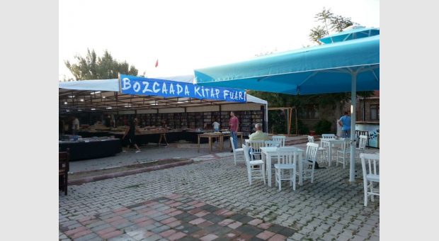 Haluk Şahin İmza Günü Ve Söyleşisi