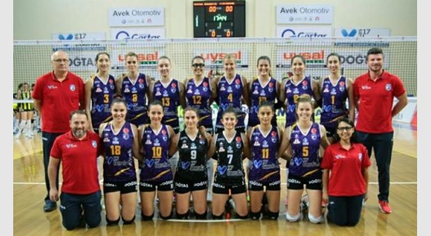 Çanakkale Belediyespor-seramiksanspor bayan voleybol karşılaşması 