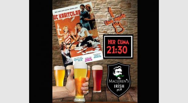 Üç Kağıtçılar Macleren's Sahnede
