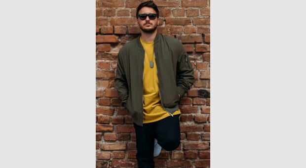Anıl Piyancı // Sestra Performans